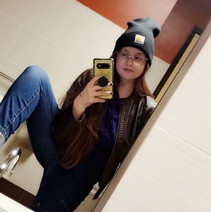 Meet your Posher, Isabelle